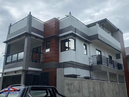 Three storey House and Lot for Sale