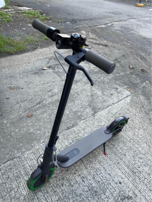 Xiaomi Mi Essential Electric Scooter