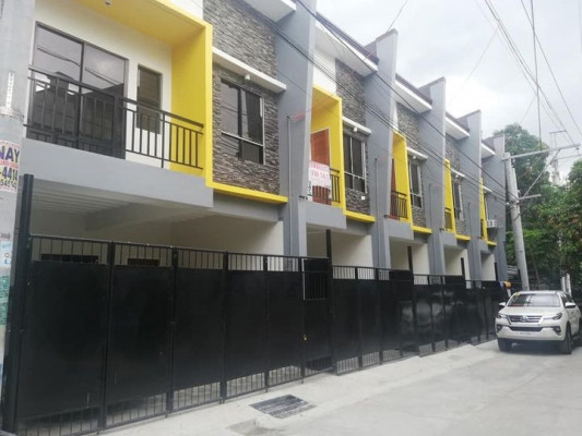 Townhouse - Quezon City