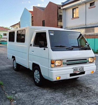 2016 Mitsubishi l300 exceed