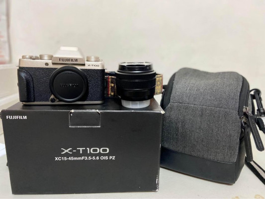 FUJIFILM X-T100