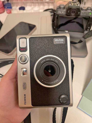 Instax mini evo