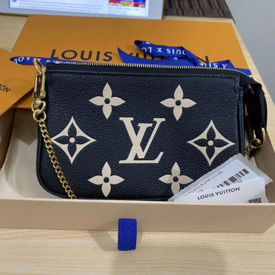 Louis Vuitton Mini Pochette Empreinte