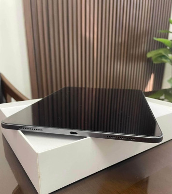 Ipad Pro 11” 3rd Gen 256gb With 2nd Gen Apple Pencil (3 Months Old)