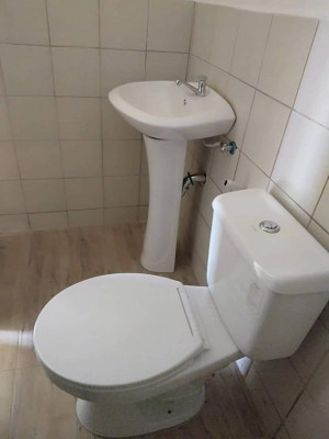 HOUSE & LOT FOR SALE