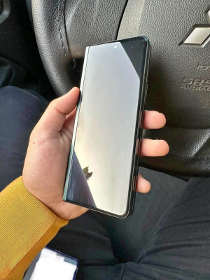 Samsung Z fold 3