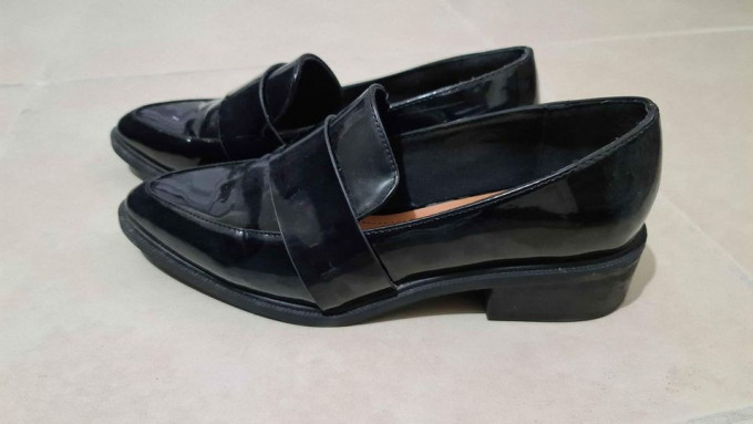 H&M Loafers Black - Women's 37
