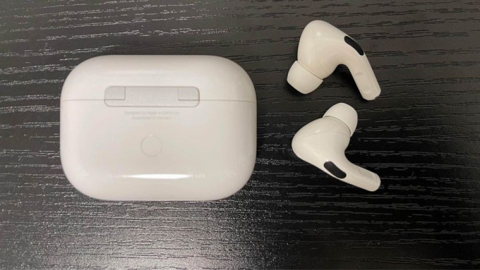 AirPods Pro with MagSafe Charging Case