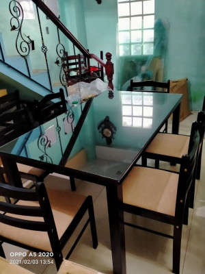 6 Seater Dinning Table