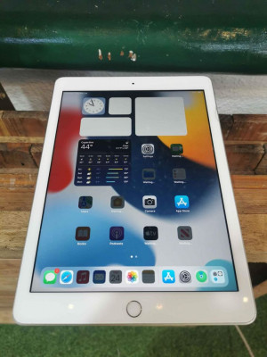 IPAD 6TH GEN 128GB WIFI ONLY