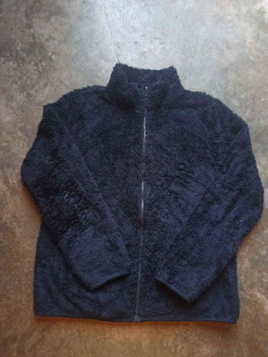 Uniqlo Fluffy Yarn Fleece Jacket