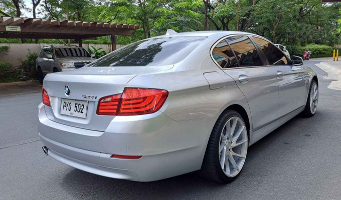 2011 BMW series 5