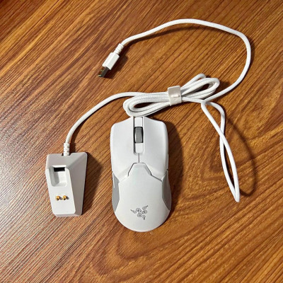 Razer Viper Ultimate Wireless Gaming Mouse with Charging Dock