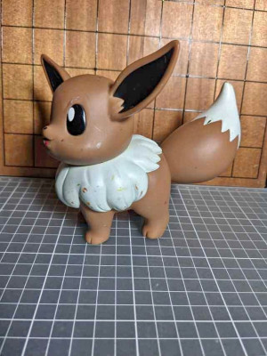 Pokemon Eevee Tomy Vinyl Figure