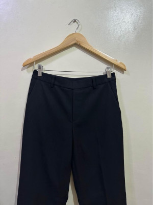 Uniqlo trouser pants back garterized