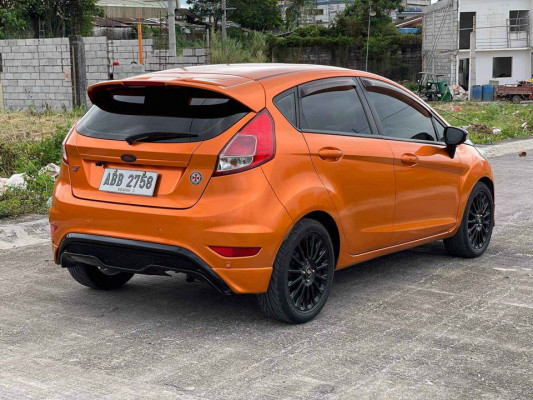 2014 Ford fiesta