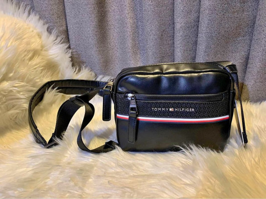 Bnew-Tommy sling bag