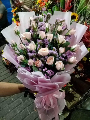 Dangwa Bouquet of Flowers