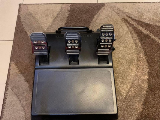 Thrustmaster T150 Pro