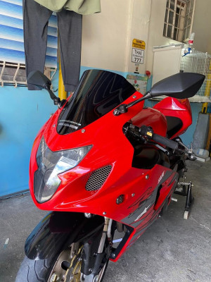 Suzuki GSXR 600 K5