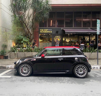 2011 MINI r56 john cooper works