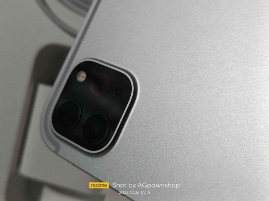 iPad Pro 11inch 3rd Gen.256gb.Like new warranty2023.complete.sim slot