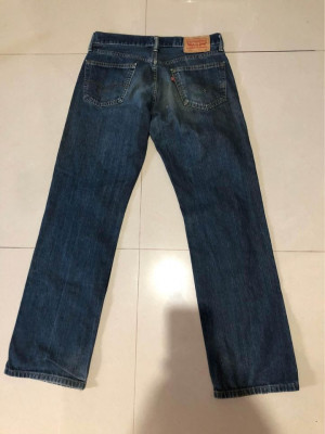 Levi’s 559 relaxed cut (made in mexico) Size waist 32 length 32