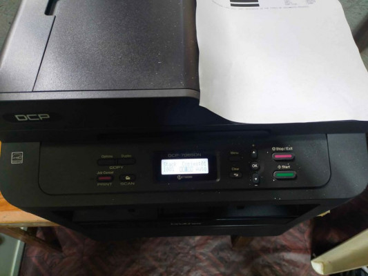 Rush for sale!!! Brother Printer DCP -7065DN