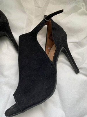 Black Suede Stilleto