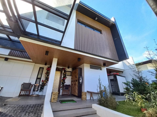 HOUSE AND LOT FOR SALE