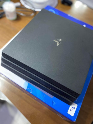 PS4 Pro 1TB