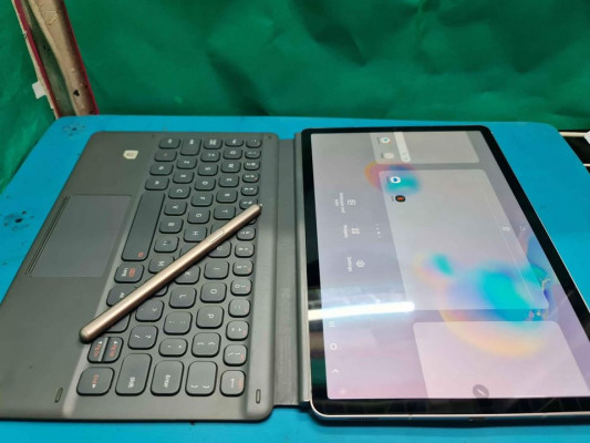 Samsung Galaxy Tab S6 CELLULAR NTC approved with keyboard rush unit