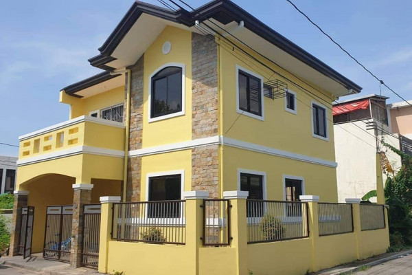 HOUSE AND LOT FOR SALE!!!