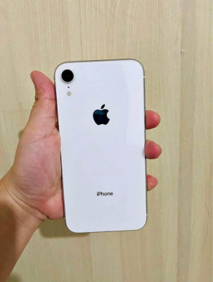 I PHONE XR 128GB