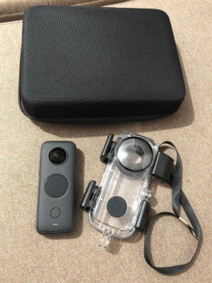 INSTA360 one X2