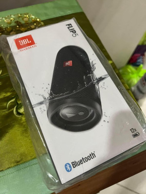 SteelSeries Arctis 5 & JBL Flip 5