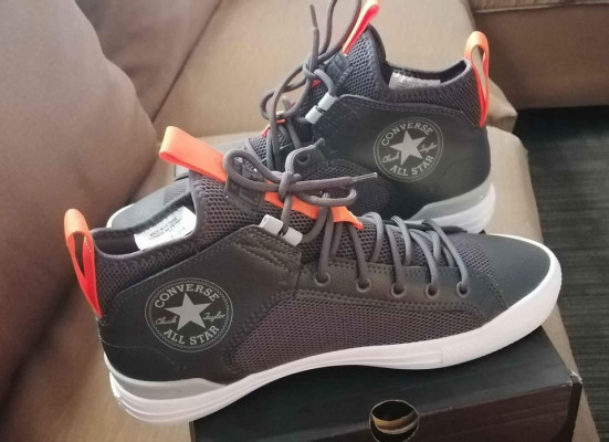 Converse Riding Sneakers