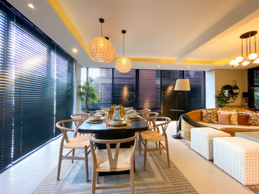 ⁣Majestic Contemporary Townhouse for Sale in Paco Manila⠀