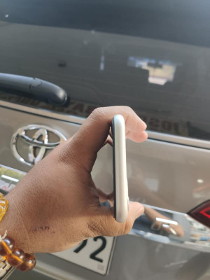 IPHONE 11 64GB FACTORY UNLOCK