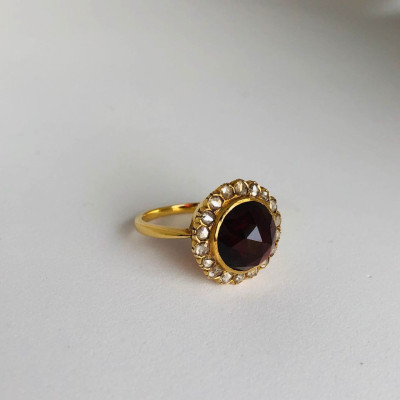 Garnet with rose cut diamond Ring