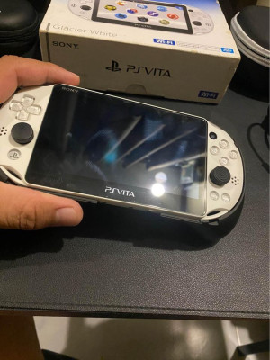 PS VITA GLACIER WHITE