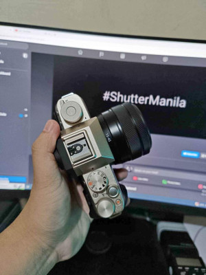 Fujifilm XT100 with Fujifilm 15-45 Lens