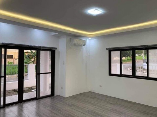 HOUSE AND LOT FOR SALE (Tagaytay)