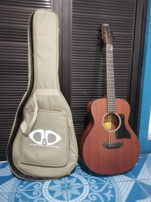 D&D Django jr. Mahogany