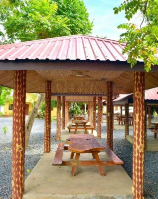 Laurel Resort in Batangas -With Scenic view of Taal