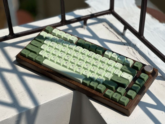 Fekker IK75 Mechanical Keyboard