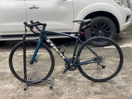 Trek Domane AL2 Size 52