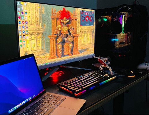 Gaming PC RTX 3070 with ROG Strix Gundam Monitor