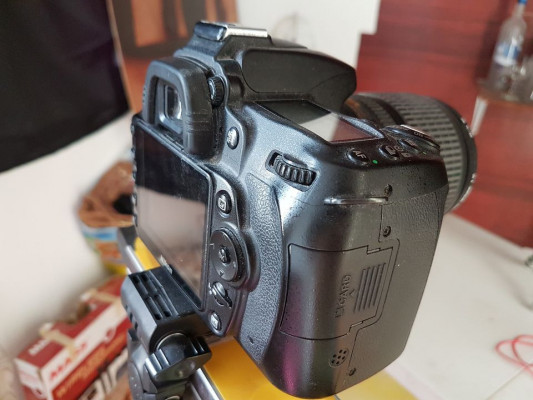 FOR SALE - NIKON D90