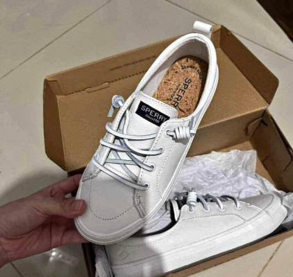 SPERRY WOMEN  LEATHER WHITE SHOES